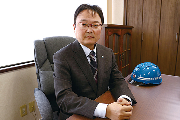 代表取締役社長　秋田 克実